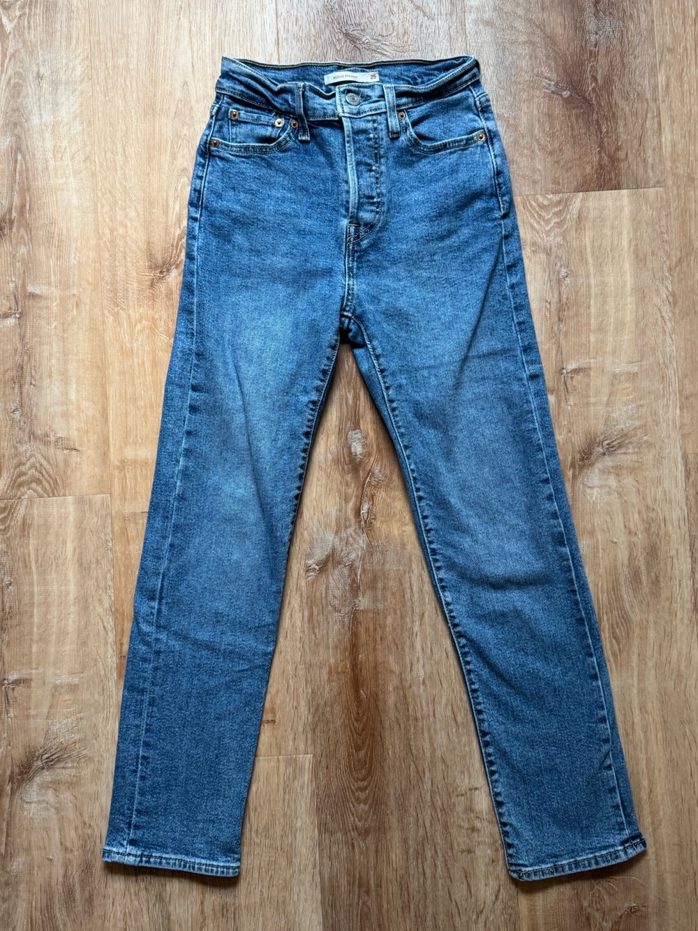Levi’s Wedgie Straight jeans